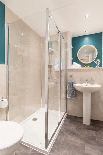 Bathroom 4, West Mount Apartment, Aberdeen