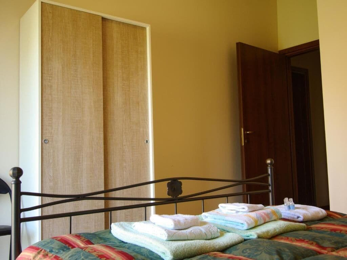 Bedroom 2, Poderaccio Alto, Perugia
