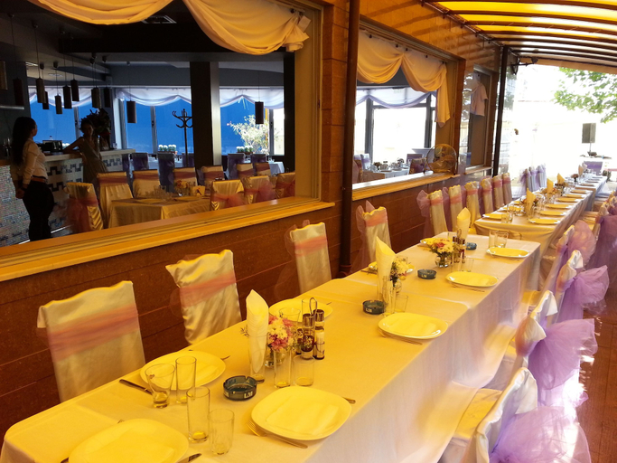 Food & Drinks 5, Elate Plaza Business Hotel, Stolichna