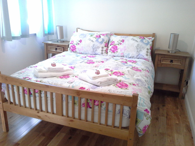 Bedroom 2, Modern Leith apartment, Edinburgh