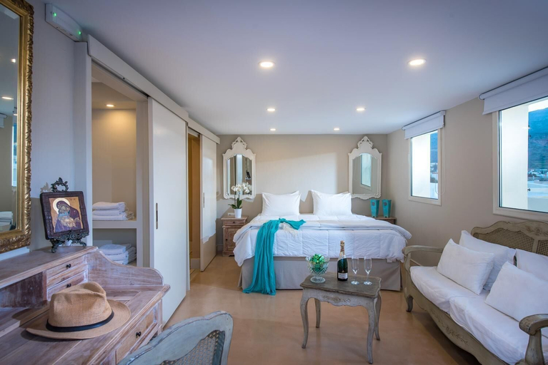 Bedroom 3, Parthenis Beach Suites by the Sea, Crete