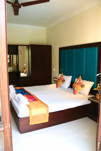 Bedroom 2, Hotel Riverside, North Goa