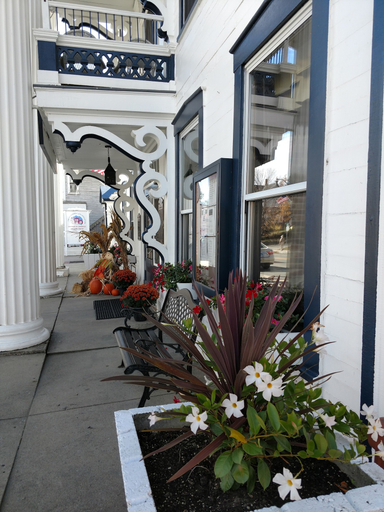 Exterior & Views 2, Thayers Inn, Grafton