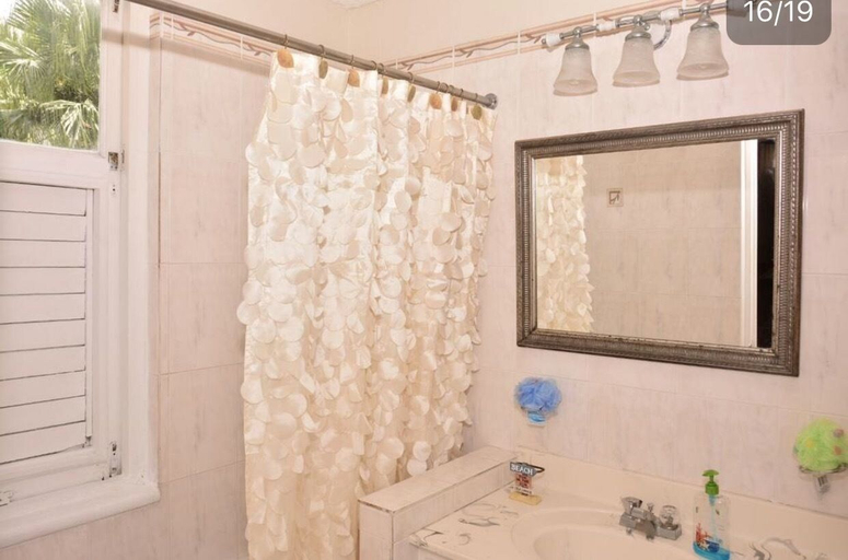 Bathroom, Tidal Waves at Sandcastles