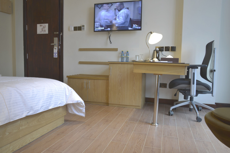Bedroom 2, La Maison Royale, Westlands