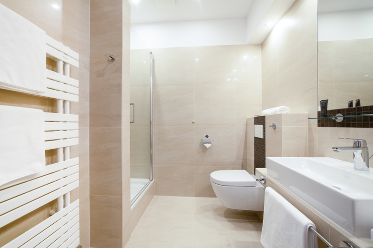 Bathroom 4, Portal House Apartments, Kraków City