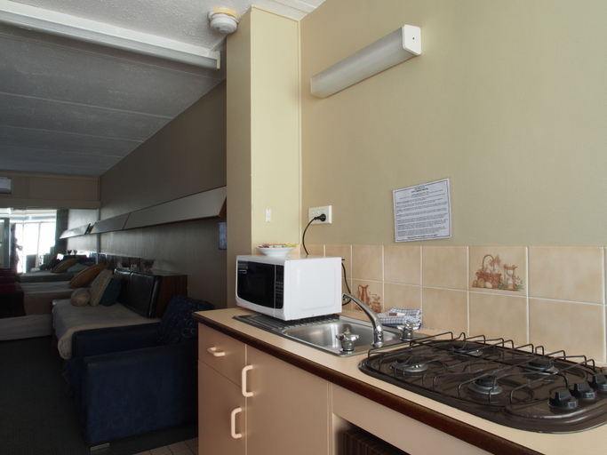 Others 5, City Beach Motel, Wollongong - Inner