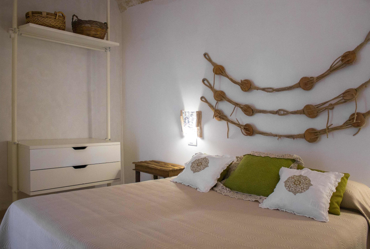 Bedroom 2, Eremo Guest House, Bari