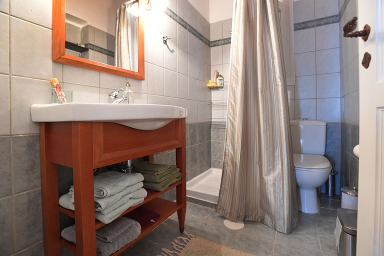Bathroom 4, Tinos Sky View Villa, South Aegean