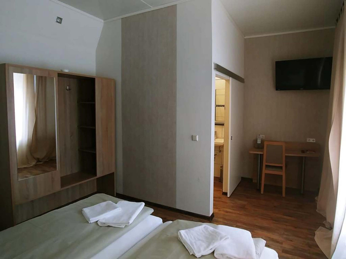 Bedroom 2, Hotel Mettlacher Hof, Merzig-Wadern