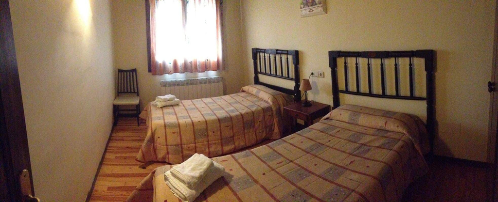 Room 2, Torre Gelbert, Pyrénées-Orientales