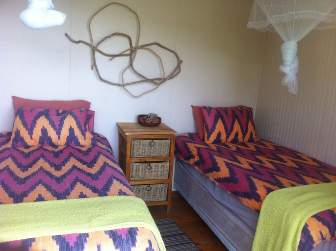 Bedroom 5, Delta Belle Boathouse, Ngamiland West