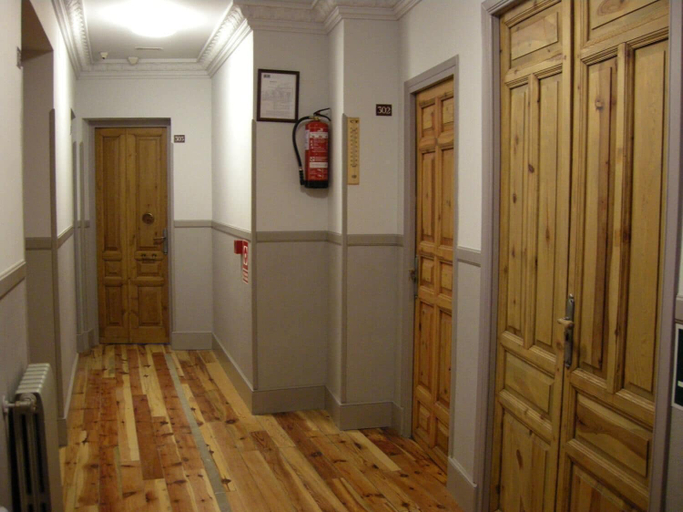 Others 5, Hostal Canovas, Cuenca