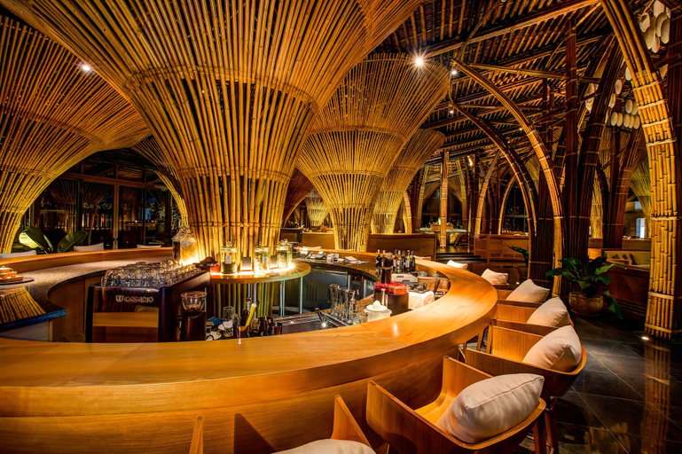 Food & Drinks 5, Naman Retreat, Da Nang