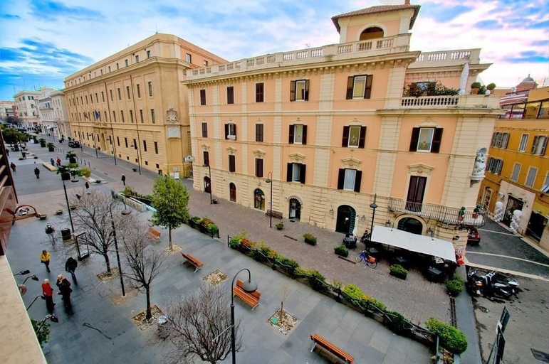 Exterior & Views 2, Yacht Suite Civitavecchia, Roma