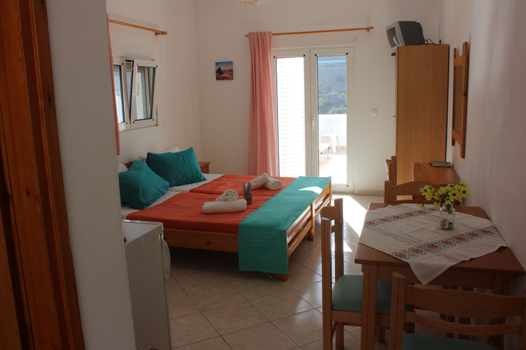 Bedroom 2, Aaron Studios Apartments, Crete