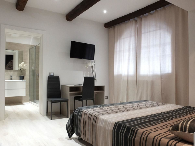 Bedroom 3, Centro Storico Suites, Ferrara