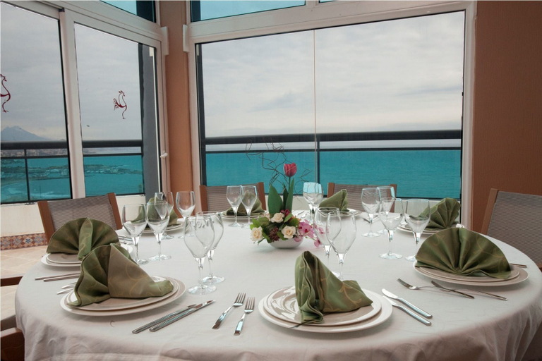 Food & Drinks 5, Hotel La Familia Gallo Rojo, Alicante