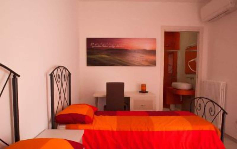 Bedroom 2, B&B Pentagramma, Bari