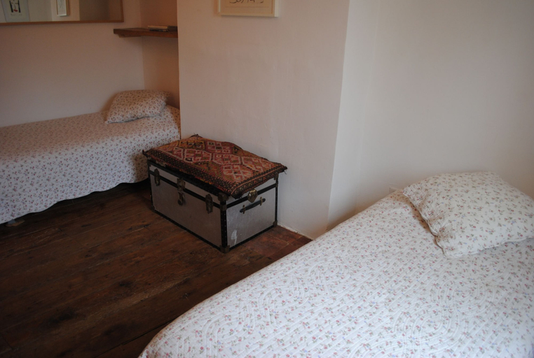 Bedroom 2, Nidelice, Aude