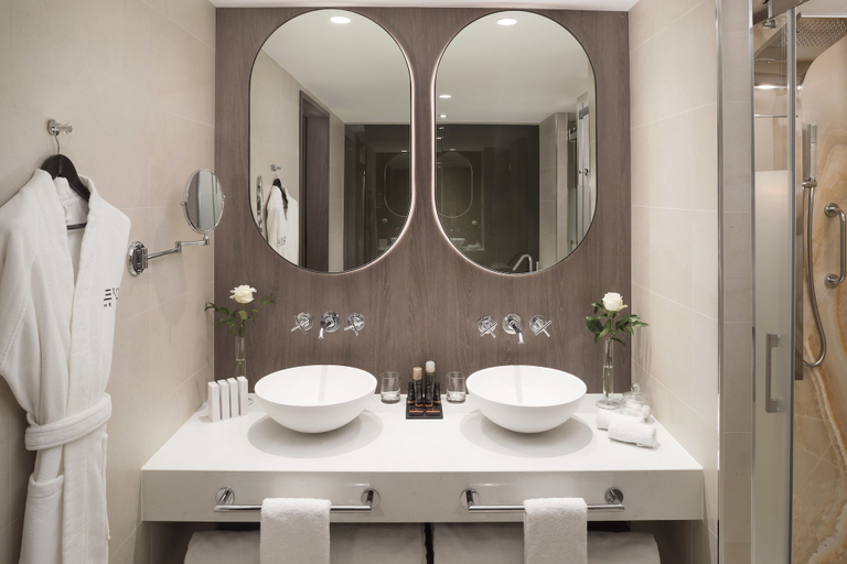 Bathroom 5, The Level at Melia Castilla, Madrid
