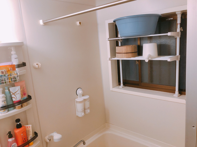Bathroom, Ryokoheya Tenrokukan, Osaka