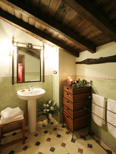 Bathroom 2, Apartamentos Rurales El Zarzo, Cáceres