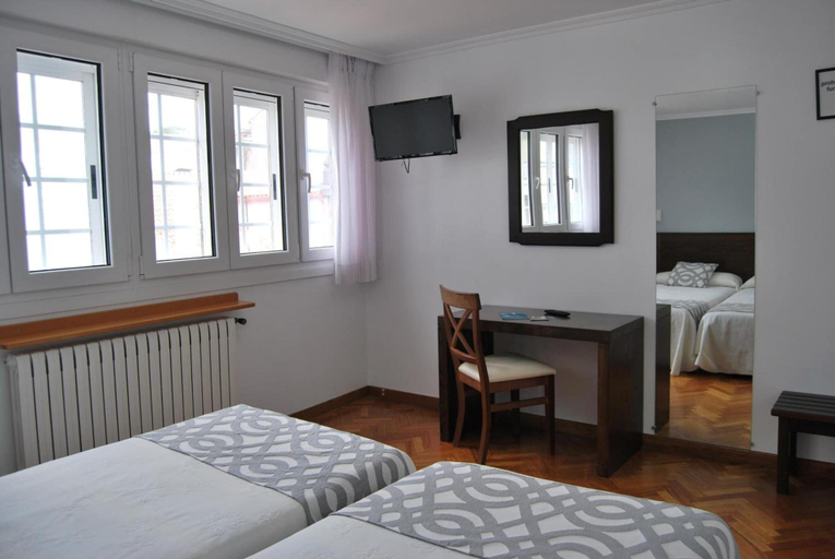 Bedroom 4, Hotel Restaurante Elisardo, A Coruña