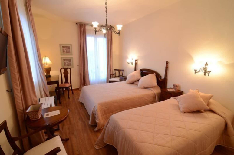 Bedroom 3, Korina Gallery Hotel, Ionian Islands