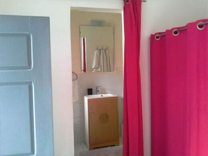 Bathroom 5, Dar Boutouil, Marrakech