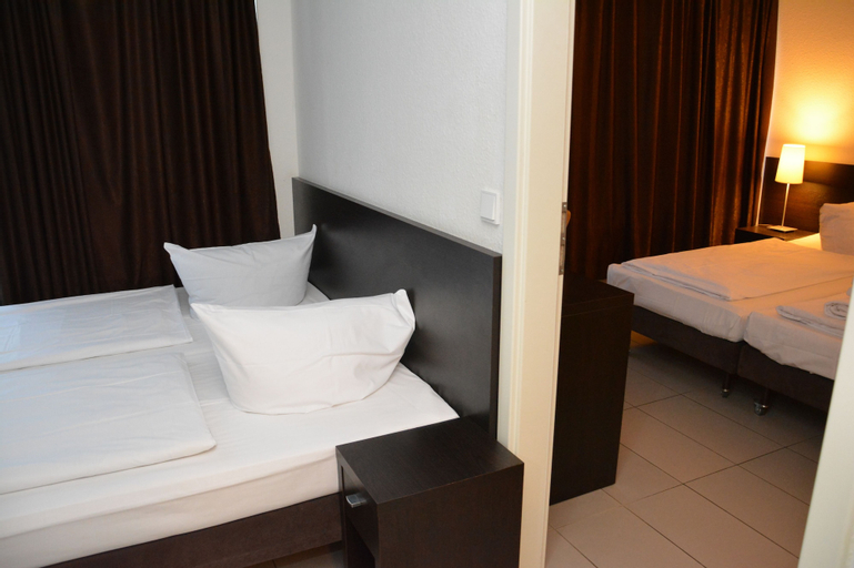 Bedroom 4, Mosel Hotel Frankfurt, Frankfurt am Main