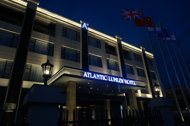 Exterior & Views 2, Atlantic Lumley Hotel, Western Urban