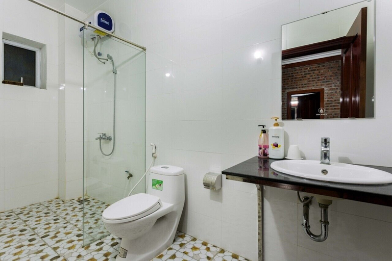 Bathroom 4, Bai Dinh Eco Homestay, Gia Viễn