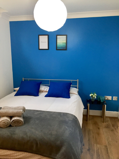Bedroom 2, Two Bedroom Apartment In City Centre, Birmingham