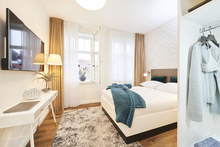 Bedroom 2, ÜberFluss Apartments, Bremen