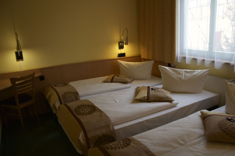 Bedroom 4, Acron Hotel, Wittenberg