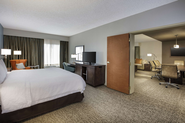 Bedroom 4, Hampton Inn by Hilton West Palm Beach Central Airport, Palm Beach