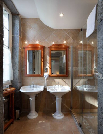 Bathroom 5, Chateau des Comtes de Challes, Savoie