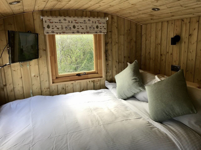 Bedroom 3, Highland Bear Lodge & Woodland Bear Huts, Highland