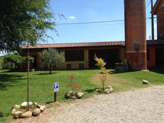 Exterior & Views 2, Agriturismo Trebis, Mantua