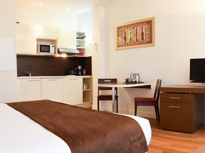 Bedroom 4, Residhotel Impérial Rennequin, Paris