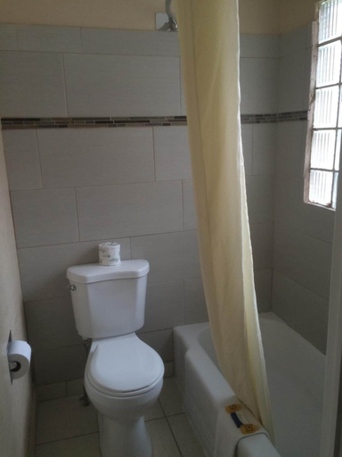 Bathroom 3, Alamo Motel, Sheridan