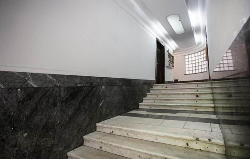 Others 5, Apartment Centrala, Belgrade