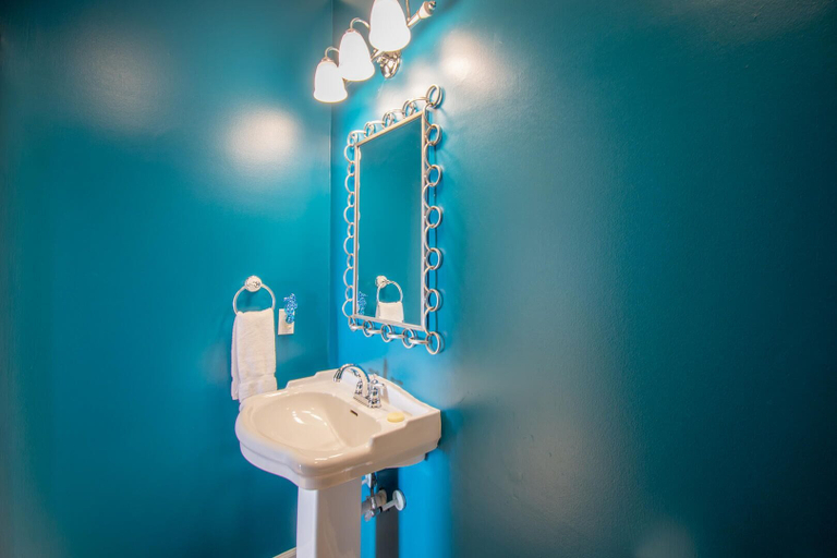 Bathroom 3, 603 Porpoise Dr, Beaufort