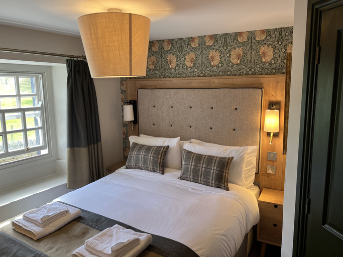 Bedroom 3, Queens Head Inn, Cumbria