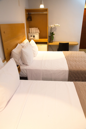 Bedroom 3, Regency Copacabana Hotel, Rio de Janeiro
