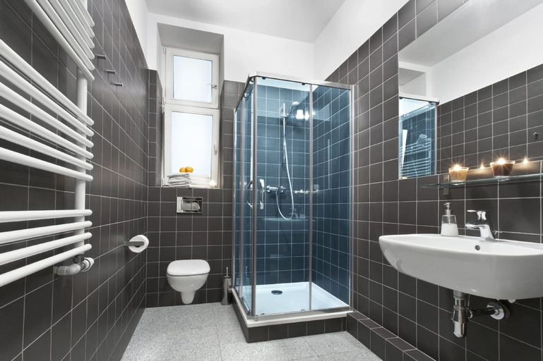 Bathroom 3, Apartamenty Pomarańczarnia, Poznań City