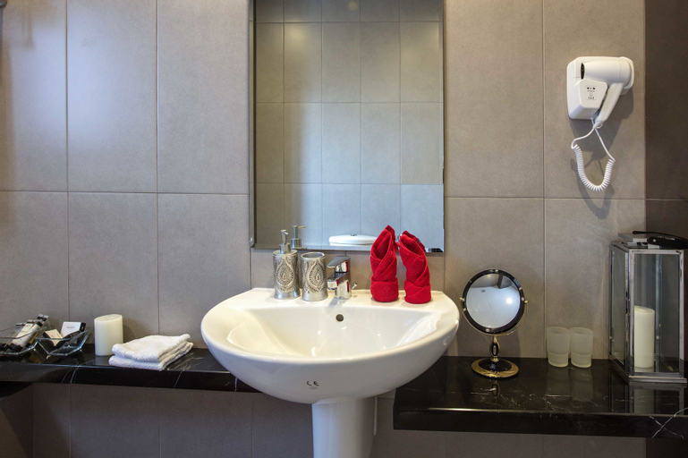 Bedroom 4, Loumage Suites & Spa, Manama