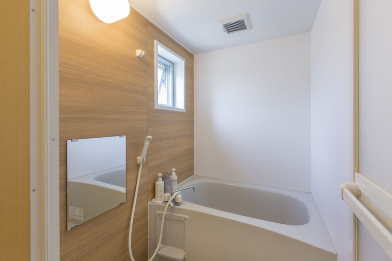 Bathroom 3, Snow ball Condominium, Kin