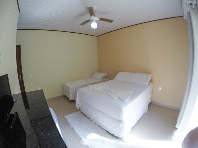 Bedroom 2, Pousada Colibri, Parati